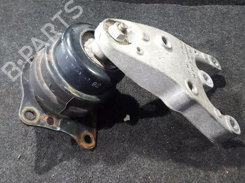 Used Engine mount Engine mount VW POLO IV (9N_, 9A_) 1.2 12V (64 hp) 33483482 33483482