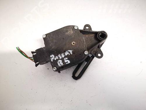 Used Electronic module Electronic module SKODA OCTAVIA I (1U2) 1.9 TDI (90 hp) 32620772 32620772