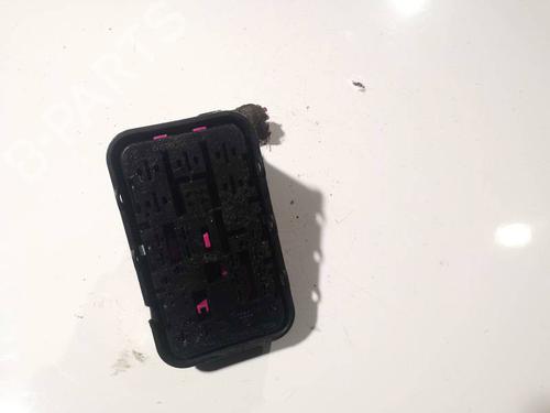 Fuse box AUDI A3 (8P1) 1.6 | BP32544727E1