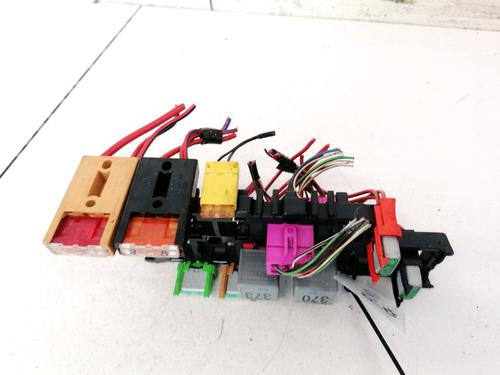 Used Fuse box AUDI A6 C5 (4B2, 4B4) 2.4 (163 hp) 32908920
