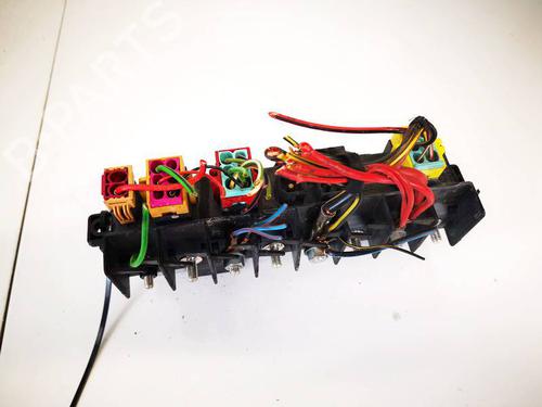 Fuse box AUDI A4 B5 (8D2) 1.8 | BP32567325E1 