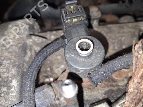 Used Injector Injector FIAT DOBLO Box Body/MPV (223_) 1.3 JTD 16V (70 hp) 35178749 35178749