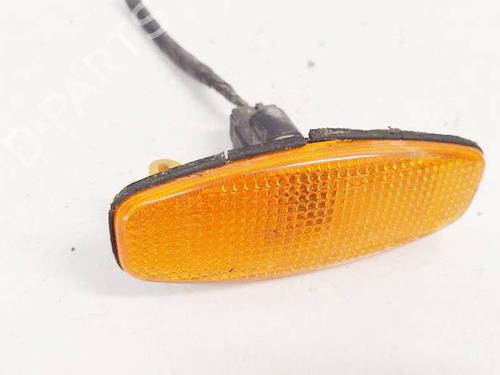 Used Right side indicator Right side indicator 39253592 39253592