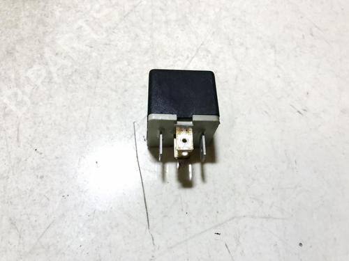 Used Electronic sensor Electronic sensor OPEL ASTRA G Hatchback (T98) 1.7 DTI 16V (F08, F48) (75 hp) 33521558 33521558