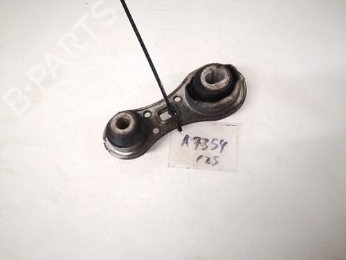 Used Engine mount Engine mount RENAULT MEGANE II (BM0/1_, CM0/1_) 1.9 dCi (115 hp) 32889601 32889601