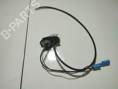 Used Antenna/Base Antenna/Base 34957972 34957972