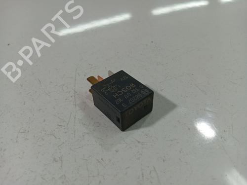 Used Electronic sensor Electronic sensor TOYOTA AVENSIS (_T25_) 2.2 D-CAT (ADT251_, ADT251R) (177 hp) 38630452 38630452