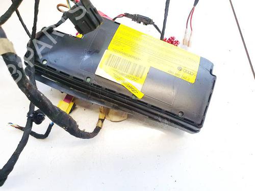 Andere für AUDI 100 C3 Saloon (443, 444) 1.8 (90 hp) 32961266