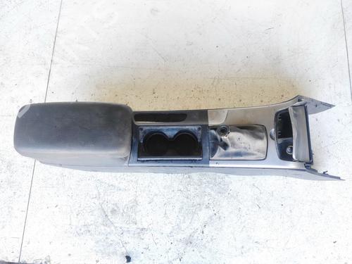 Used Armrest / Center console Armrest / Center console MAZDA 6 Hatchback (GG) 2.0 DI (GG14) (136 hp) 35575778 35575778