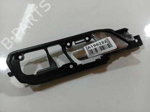 Used Front right interior door handle Front right interior door handle 34893321 34893321