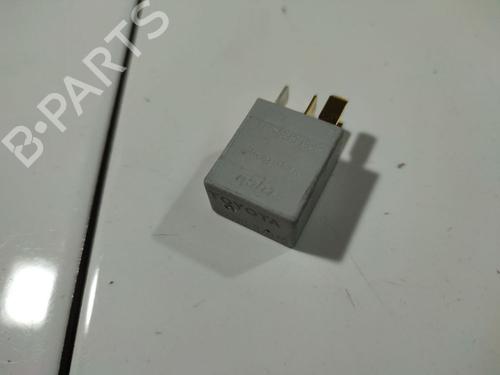 other-toyota-auris-_e15_-2006-2007-2008-2009-2010-2011-2012-2013-32556393 main image