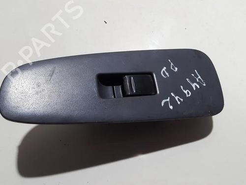 Used Switch Switch TOYOTA PREVIA II (_R3_) 2.0 D-4D (CLR30_, CLR30R) (116 hp) 33514720 33514720