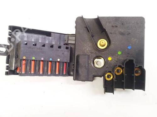 Used Fuse box Fuse box MERCEDES-BENZ CLS (C219) CLS 320 CDI (219.322) (224 hp) 32620410 32620410