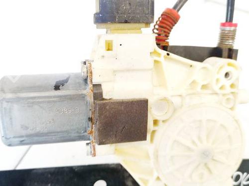 Used Left front window motor Left front window motor 34768145 34768145