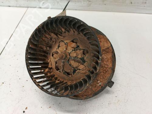 Used Heater blower motor Heater blower motor AUDI Q3 (8UB, 8UG) 2.0 TDI (140 hp) 34995646 34995646