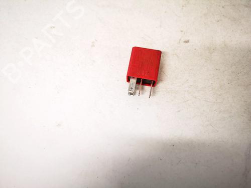 Used Electronic sensor Electronic sensor ALFA ROMEO 147 (937_) 1.6 16V T.SPARK ECO (937.AXA1A, 937.BXA1A) (105 hp) 33082116 33082116