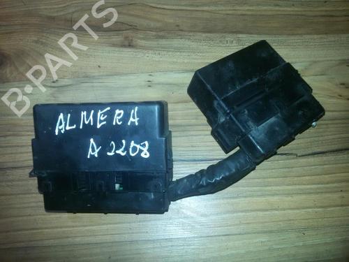 Used Fuse box Fuse box NISSAN ALMERA I Hatchback (N15) 2.0 D (75 hp) 33518998 33518998
