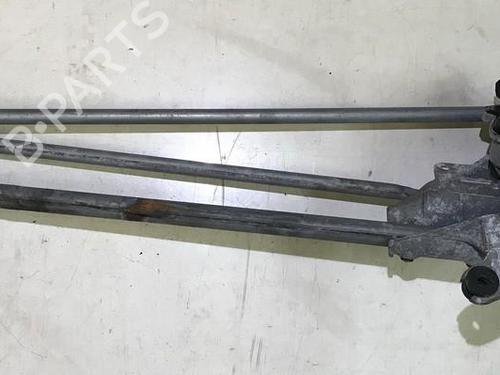 front-wipers-mechanism-honda-cr-v-ii-rd_-2001-2002-2003-2004-2005-2006-2007-35679892 main image
