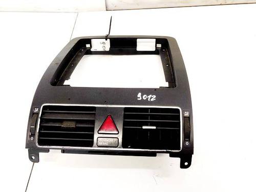 Used Air vent Air vent VW TOURAN (1T3) 1.6 TDI (105 hp) 32938497 32938497