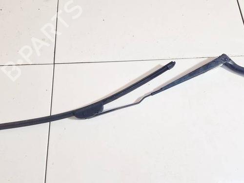 Used Front windshield wiper arm Front windshield wiper arm 32564630 32564630