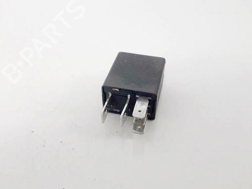 Used Electronic sensor Electronic sensor RENAULT MEGANE I (BA0/1_) 1.4 16V (BA0D, BA1H, BA0W, BA10) (95 hp) 33066036 33066036