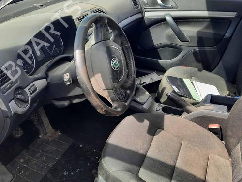 Electronic module SKODA OCTAVIA II (1Z3) 1.6 TDI | BP33088511M83 - Image 10