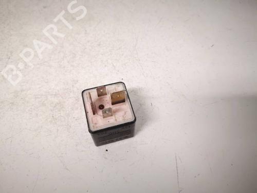 Electronic sensor AUDI 80 B4 Saloon (8C2) 1.9 TDI | BP39232516M84 - Image 2