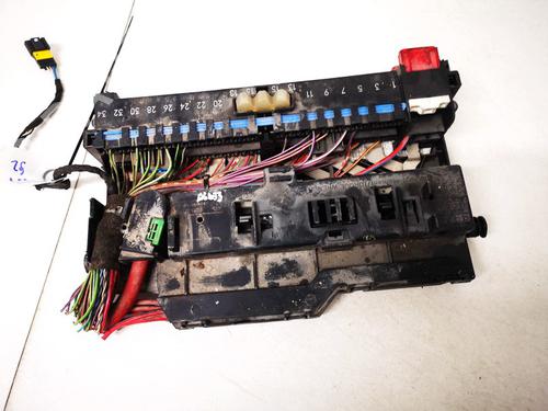 Fuse box BMW 3 Touring (E46) 320 d | BP33090391E1 - Image 2