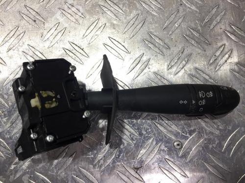 Used Warning switch Warning switch RENAULT MEGANE I (BA0/1_) 1.6 e (BA0F, BA0S) (90 hp) 35657906 35657906