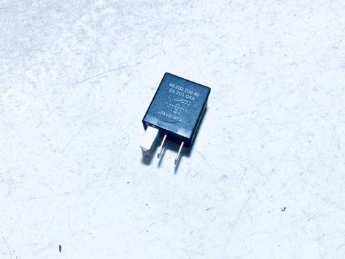 Used Electronic sensor Electronic sensor CITROËN XSARA (N1) 1.4 i (75 hp) 33061608 33061608