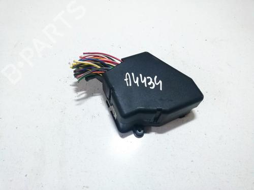 Used Fuse box Fuse box VW PASSAT B5 Variant (3B5) 1.9 TDI (90 hp) 33505584 33505584