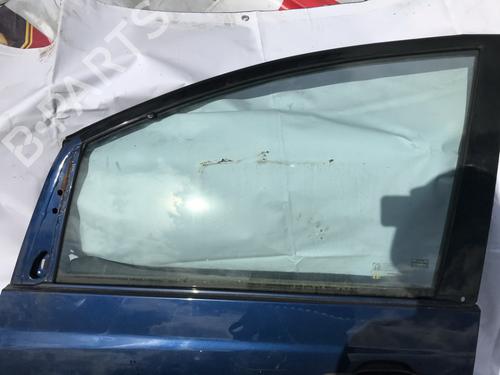 front-left-door-window-toyota-previa-ii-_r3_-2000-2001-2002-2003-2004-2005-2006-35621977 main image
