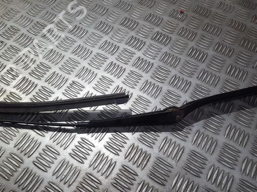 front-windshield-wiper-arm-rover-75-rj-1999-2000-2001-2002-2003-2004-2005-33497757 main image