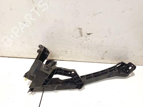 Used Right headlight support Right headlight support 34893907 34893907