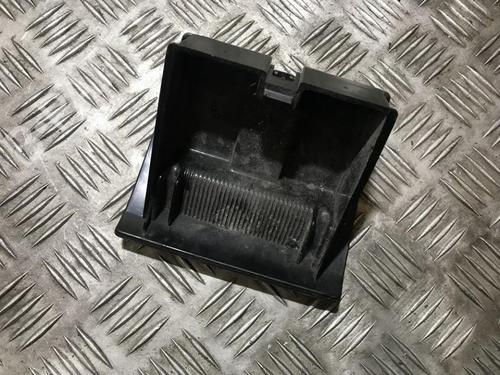 Used Ashtray Ashtray VW VENTO (1H2) 1.9 TDI (90 hp) 35692324 35692324
