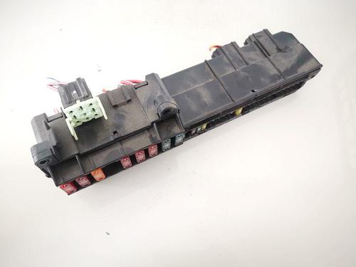 fuse-box-bmw-5-e60-2001-2002-2003-2004-2005-2006-2007-2008-2009-2010-33073000 main image