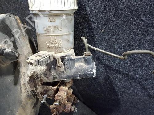 Used Brake master cylinder Brake master cylinder MITSUBISHI CARISMA (DA_) 1.9 TD (DA4A) (90 hp) 35659490 35659490