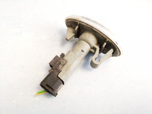 Left side indicator PEUGEOT 407 (6D_) 1.6 HDi 110 (6D9HZC, 6D9HYC) | BP35637608I20 - Image 2