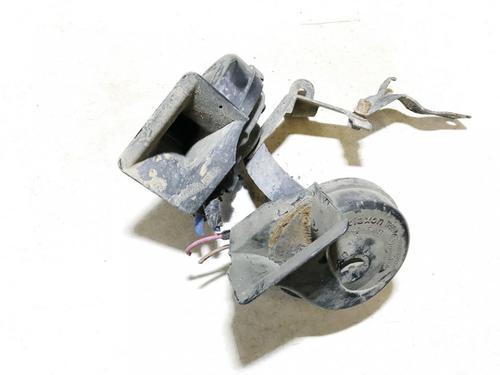 horn-audi-a3-8l1-1996-1997-1998-1999-2000-2001-2002-2003-2004-2005-2006-35620193 main image