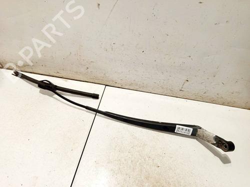 front-windshield-wiper-arm-toyota-yaris-_p9_-2005-2006-2007-2008-2009-2010-2011-2012-2013-2014-32558825 main image