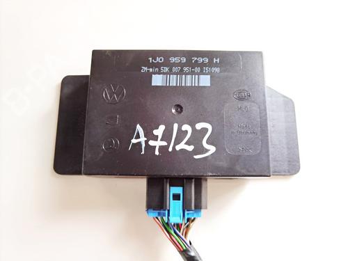 Used Electronic module Electronic module VW PASSAT B5 Variant (3B5) 1.9 TDI (90 hp) 35517143 35517143