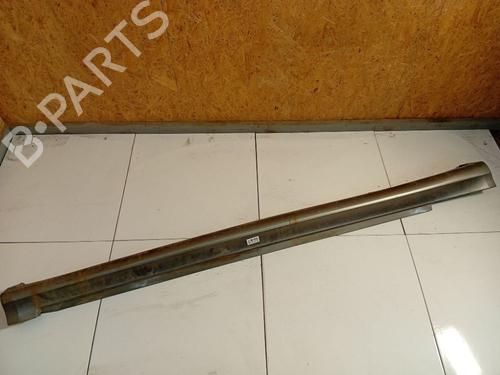 Used Right sideskirt Right sideskirt 34890129 34890129