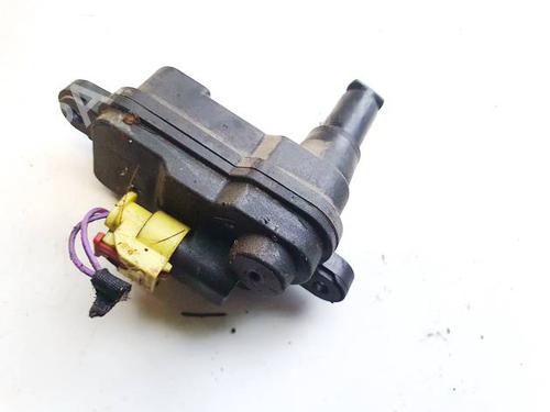 Fuel door actuator VW PASSAT B8 (3G2, CB2) 2.0 TDI | BP40028481E18 - Image 2