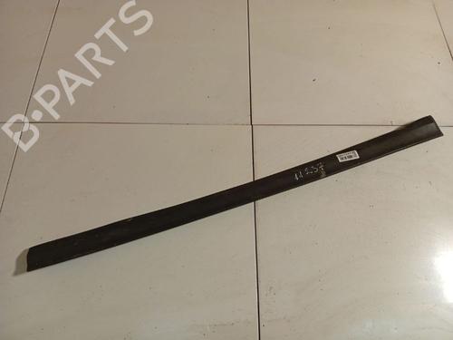 Used Rubber door seal Rubber door seal VW PASSAT B3/B4 Variant (3A5, 35I) 1.9 TDI (90 hp) 36585483 36585483
