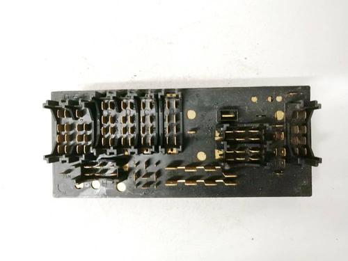 fuse-box-audi-80-b4-saloon-8c2-1991-1992-1993-1994-1995-32598161 main image