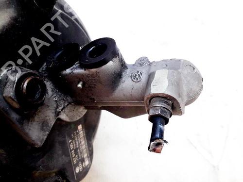 brake-master-cylinder-audi-a3-8p1-2003-2004-2005-2006-2007-2008-2009-2010-2011-2012-2013-35858580 main image