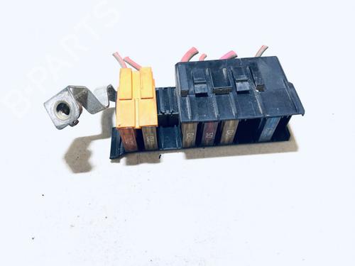 Used Fuse box Fuse box RENAULT MEGANE II (BM0/1_, CM0/1_) 1.5 dCi (BM1E, CM1E) (106 hp) 33086099 33086099