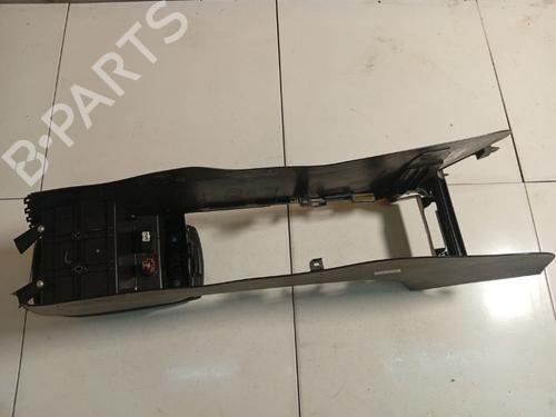 Armrest / Center console MAZDA 6 Hatchback (GH) 2.0 MZR-CD (GH14) | BP39632322I20 - Image 3