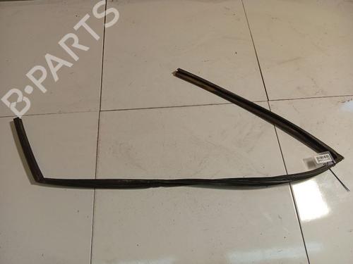 Gummiliste Gummiliste NISSAN TIIDA Hatchback (C11) 1.5 dCi (106 hp) 34823550 34823550