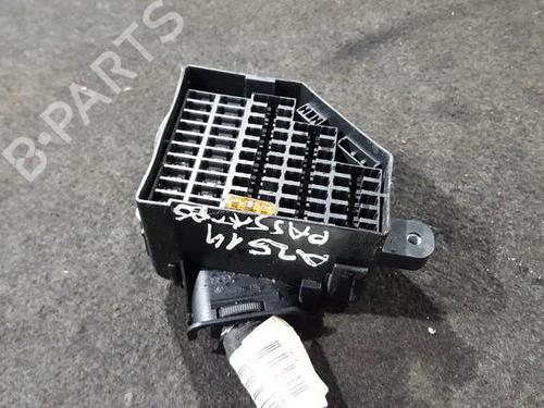 fuse-box-vw-passat-b6-3c2-2005-2006-2007-2008-2009-2010-2011-33483751 main image